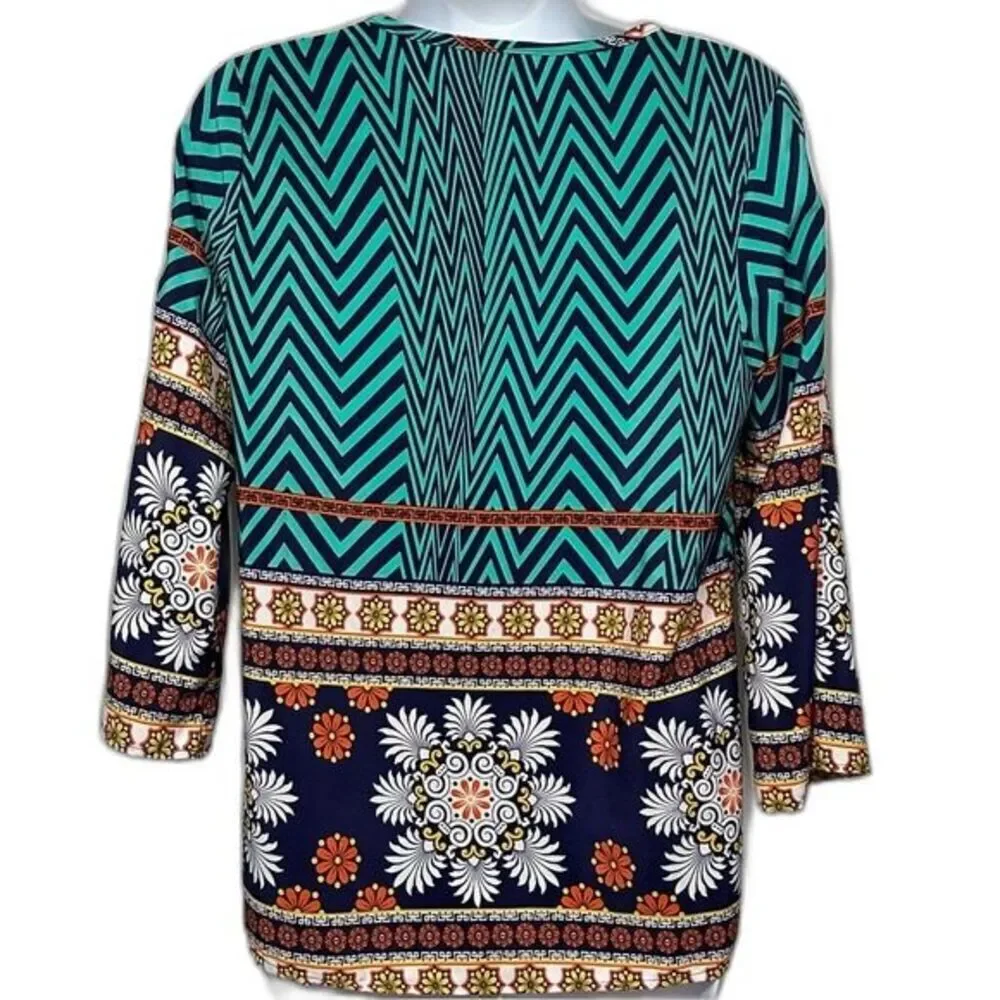 Francesca's Cold Shoulder‎ Floral Medallion Geometric Pattern Small Top - Picture 8 of 16